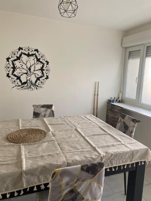 Appartement Ping-Pong Proche Gare Gagny Exterior foto